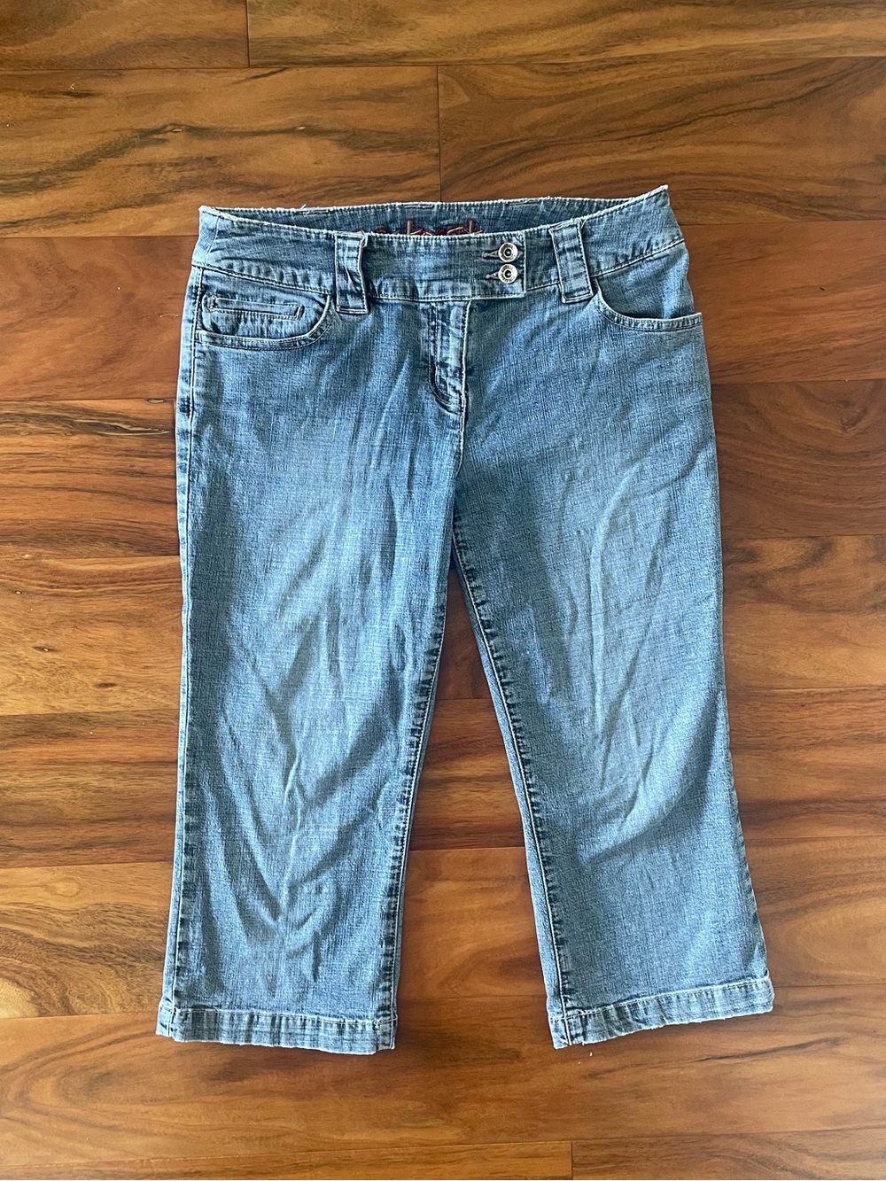 Y2K Contrast Low Rise Denim Capri Shorts